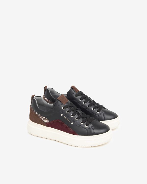 NeroGiardini: Black leather and burgundy suede trainer 20% off