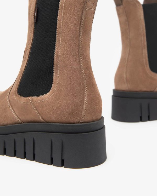 NeroGiardini: Taupe suede platform boots £75