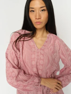 mos mosh: dusty pink embroidered blouse