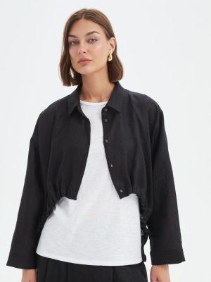 Tirelli: Black linen cropped shirt/jacket